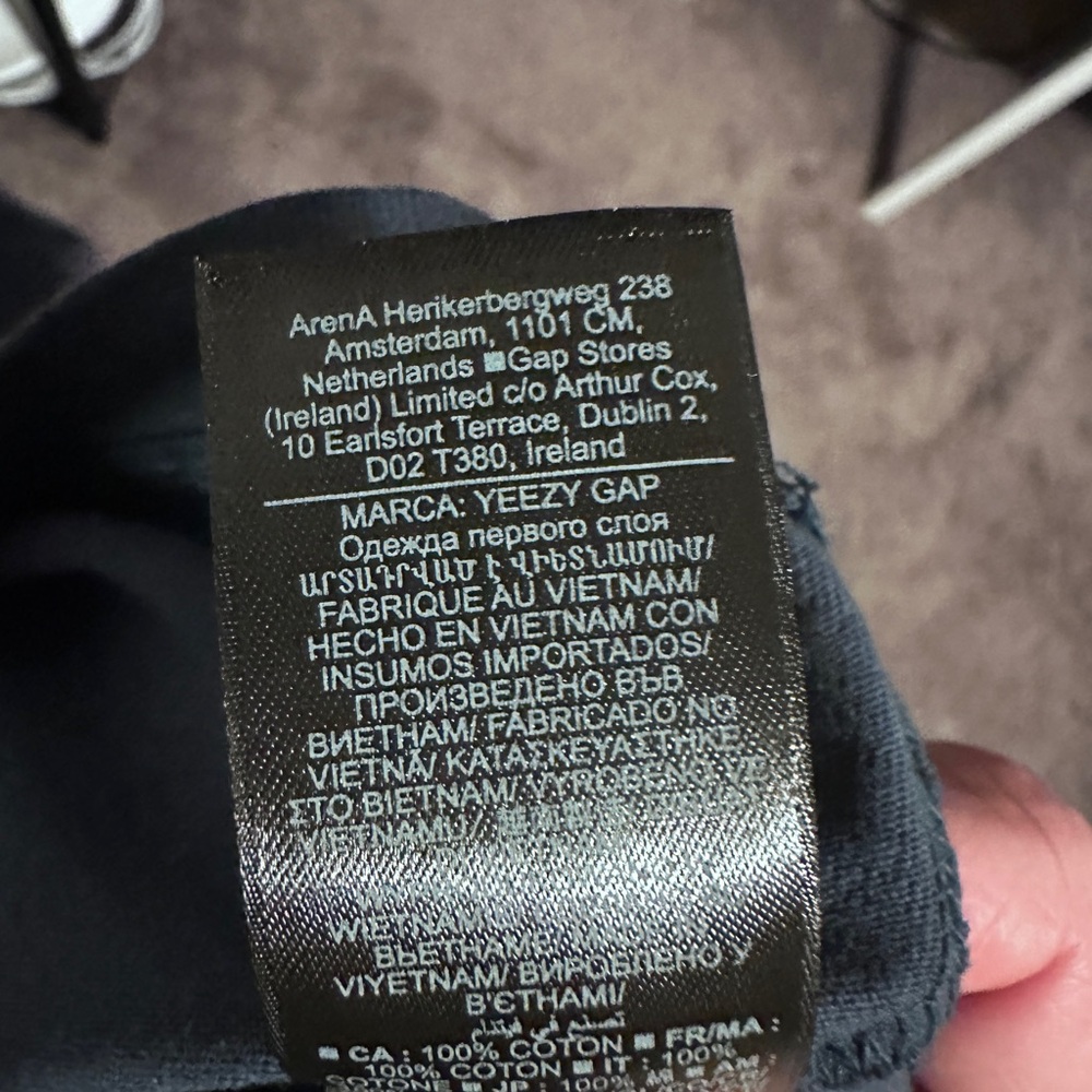 YZY Gap long sleeve - Picture 4 of 8
